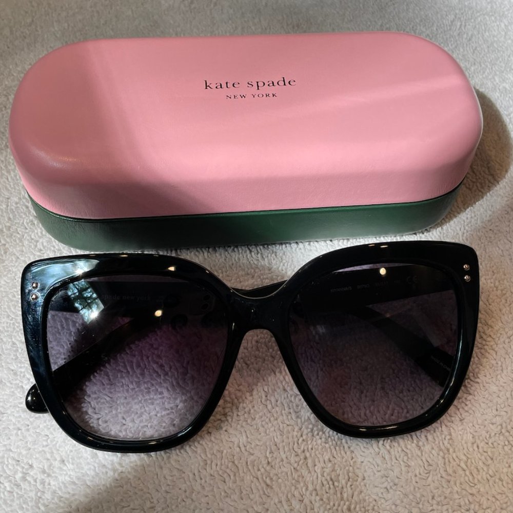 Kate spade sunglasses and case